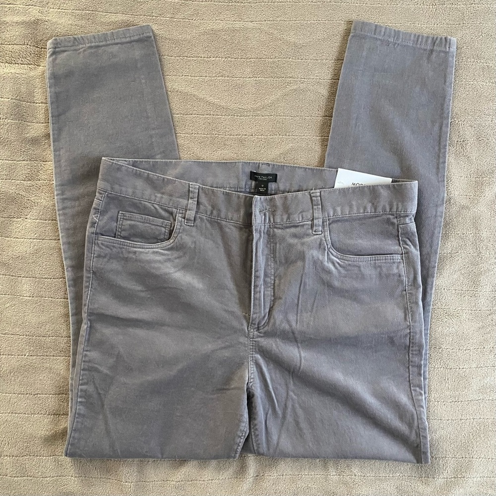 ann taylor grey crushed velvet texture mid/high rise modern fit skinny jeans